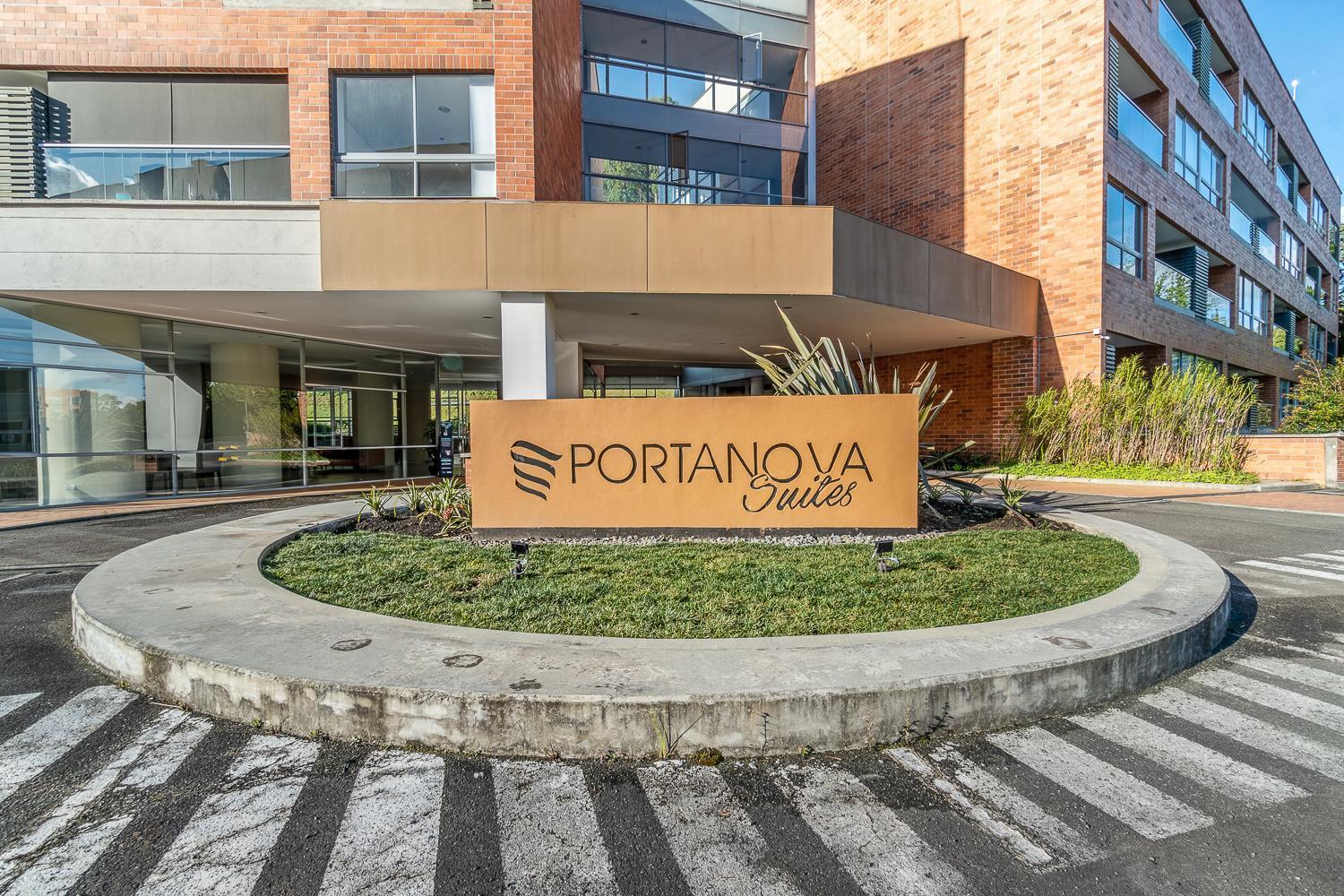 Portanova Suites By Adventu Ріонегро Екстер'єр фото